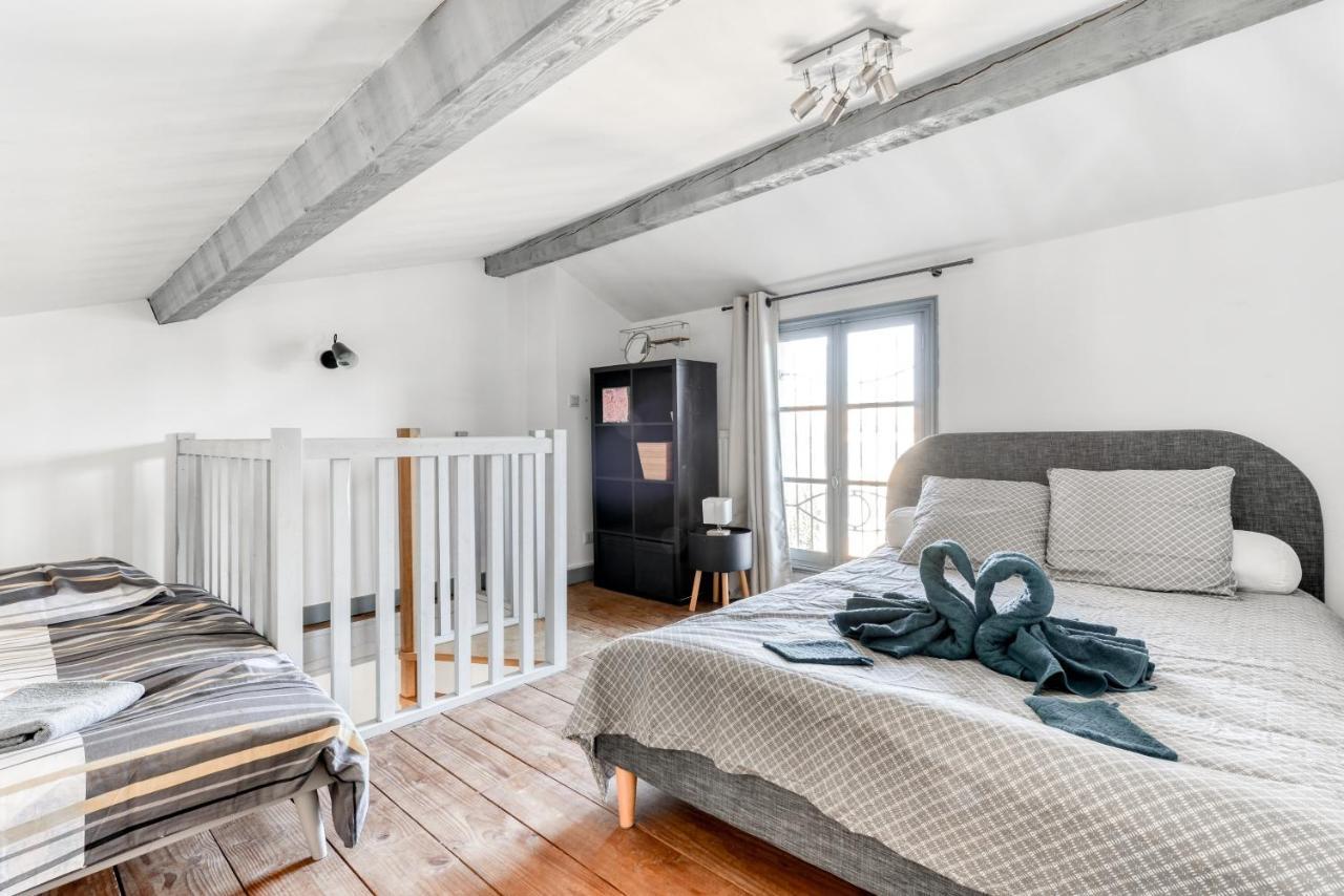 El King - - A Pied - Wifi -netflix Carcassonne